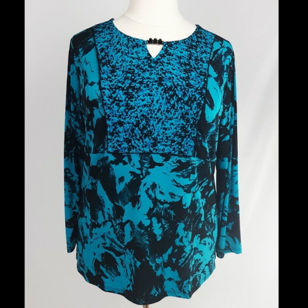 Plus Size Liquid Knit Tunic Keyhole Neckline